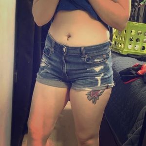American Eagle Hi rise Shortie size ten shorts